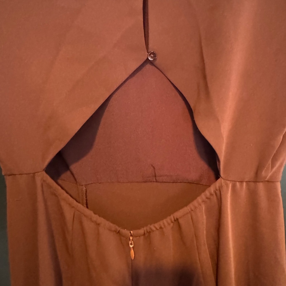 Aritzia Babaton | Hamptons Midi Dress - Picture 8 of 12